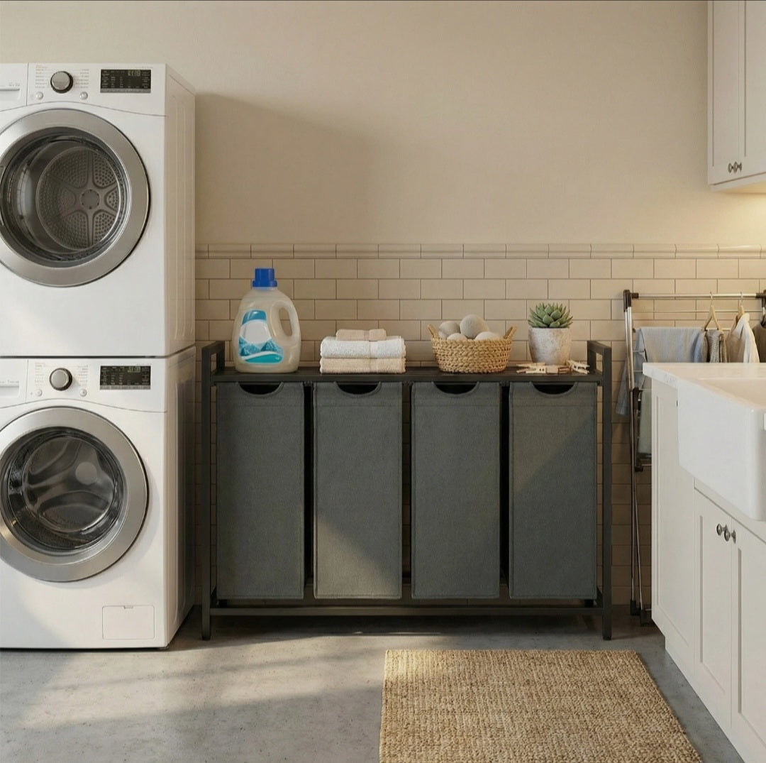 Détails du panier à linge à quatre compartiments et de son étagère